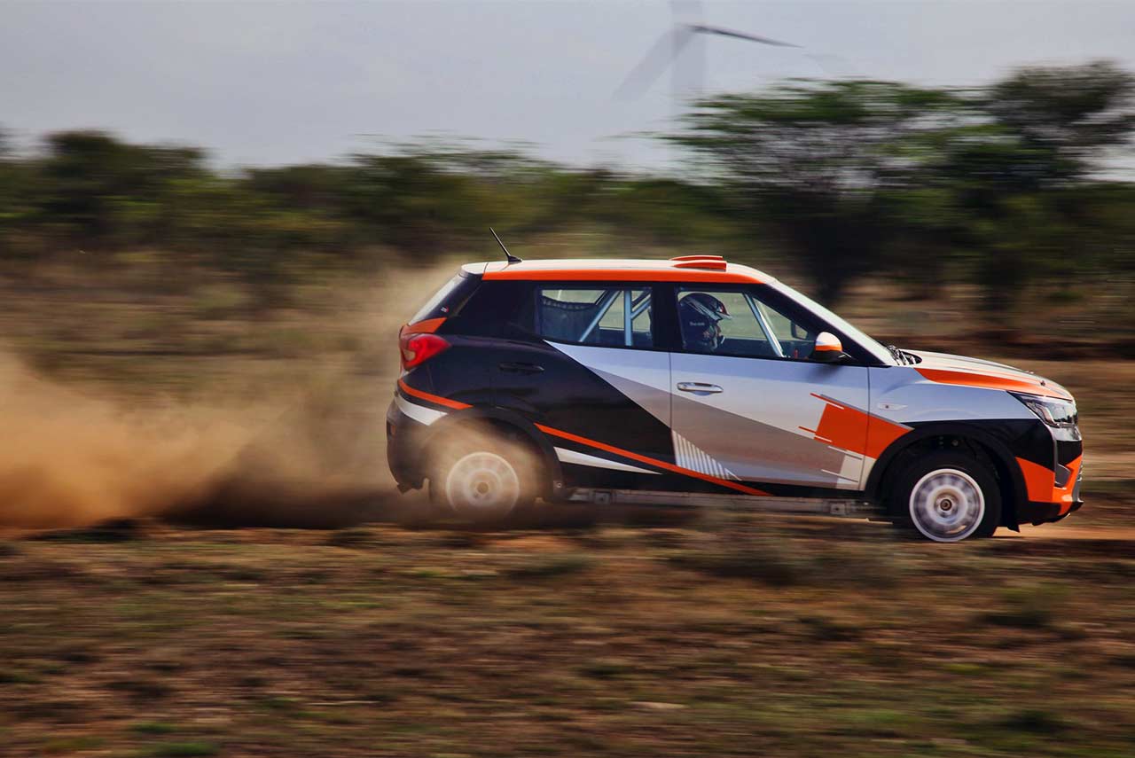 Mahindra Super XUV300 Side 2019