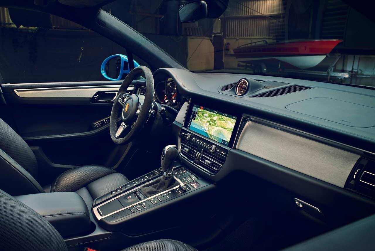 2019 Porsche Macan Dashboard