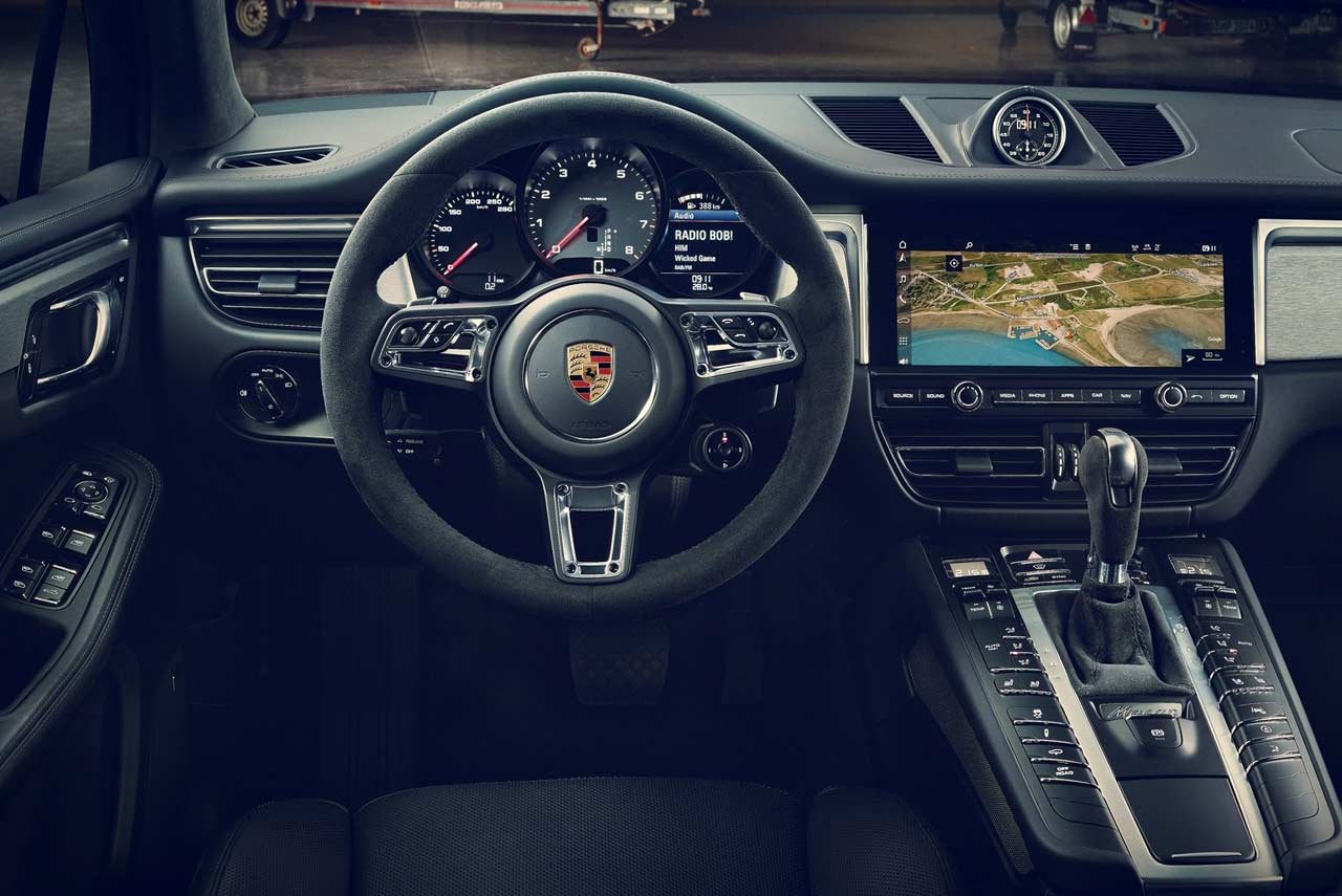 2019 Porsche Macan Interior