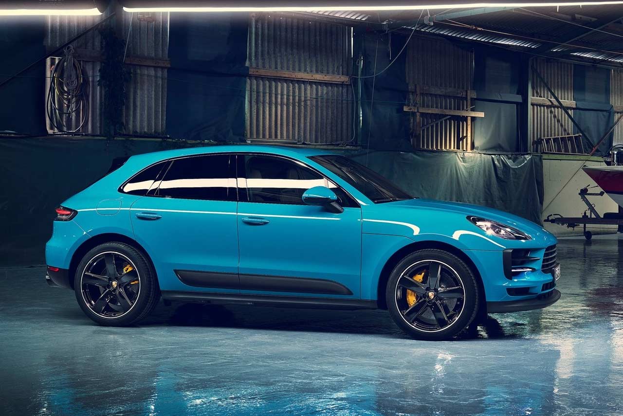 2019 Porsche Macan Side