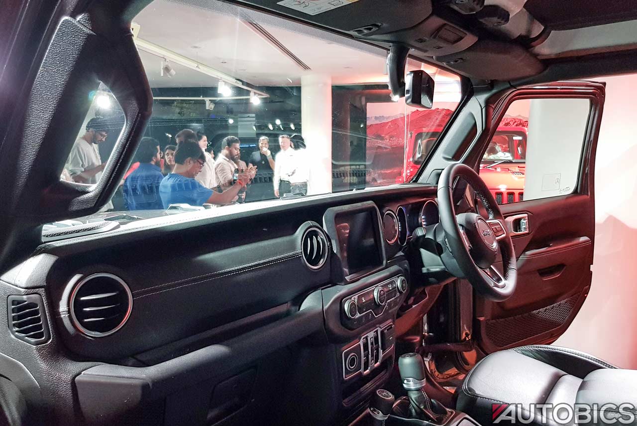 Jeep Wrangler Unlimited Interior Cabin 2019 Autobics
