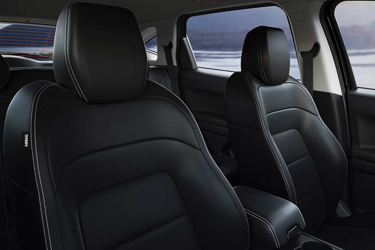 Tata Harrier Dark Edition Seats 2019