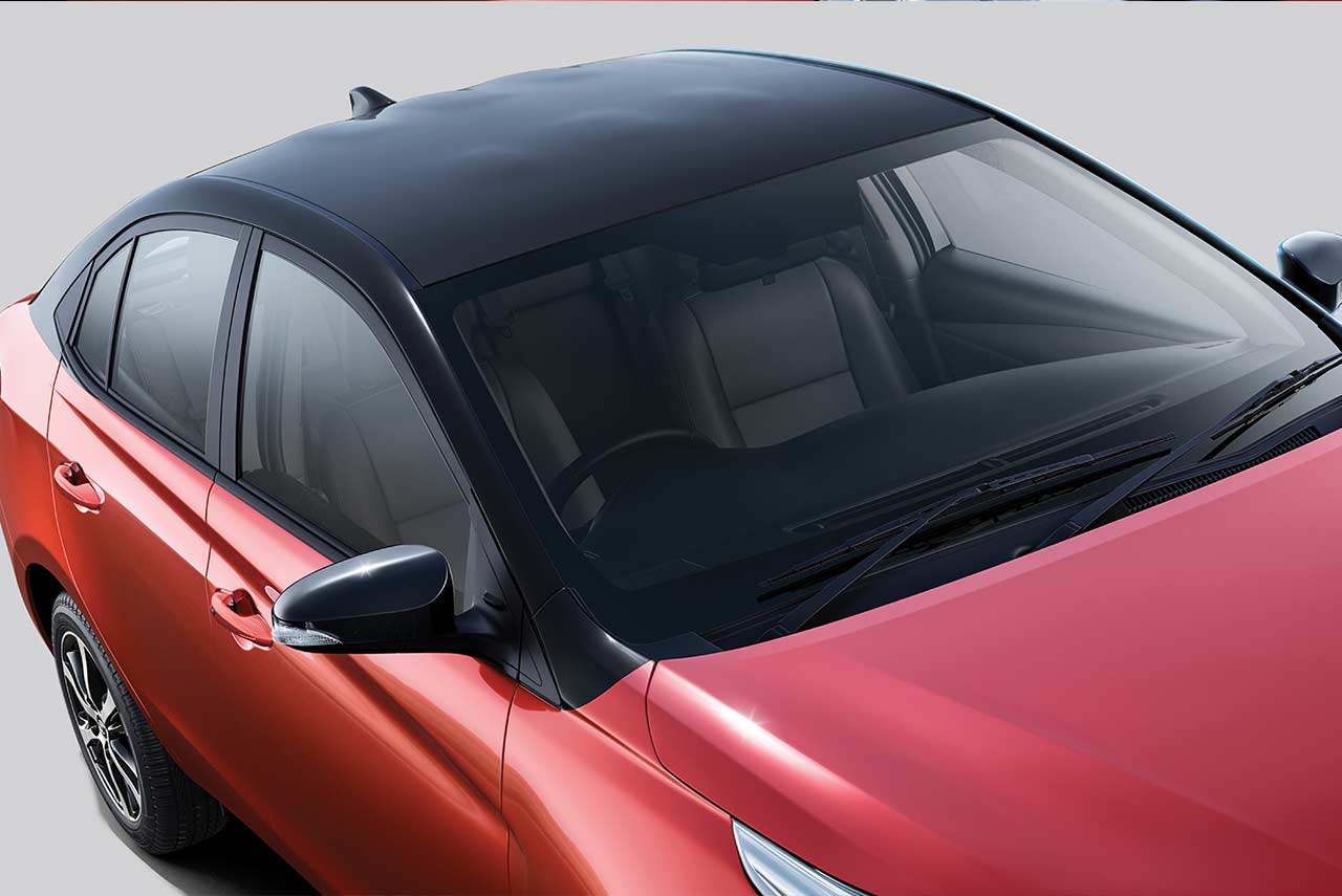 2019 Toyota Yaris Dual Tone Black Roof