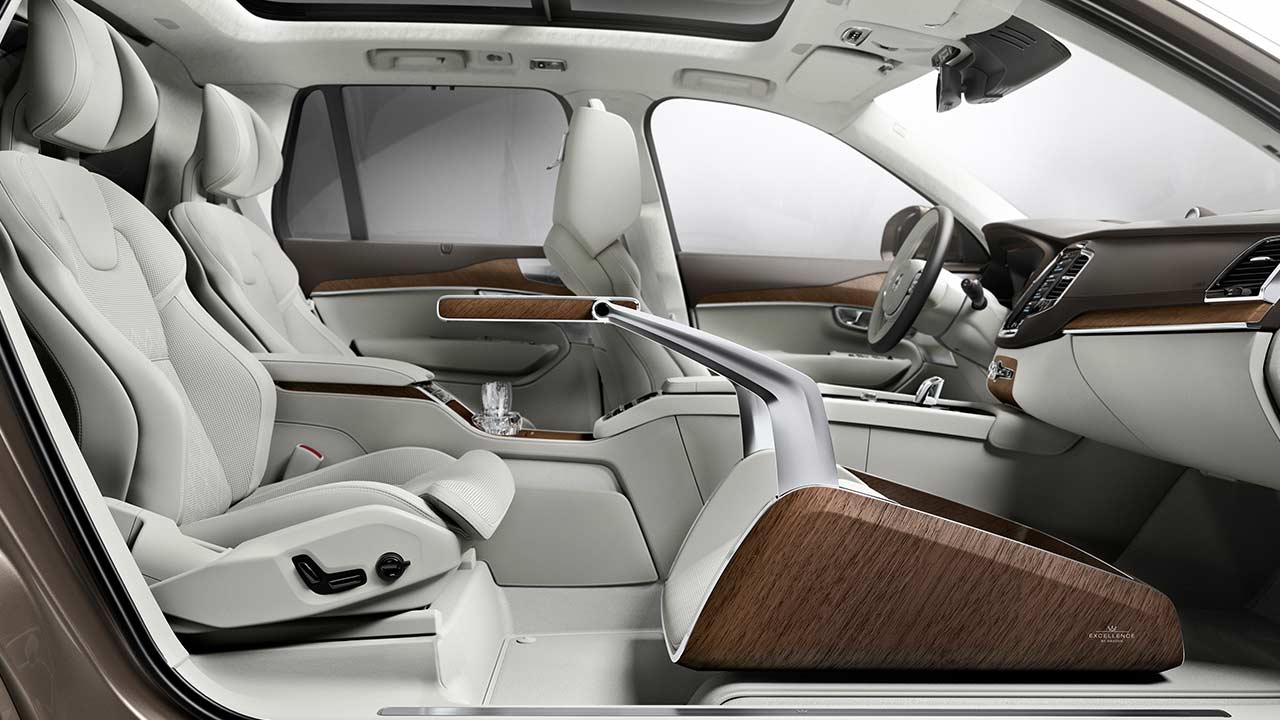 Volvo XC90 Excellence Lounge Console Table 2019