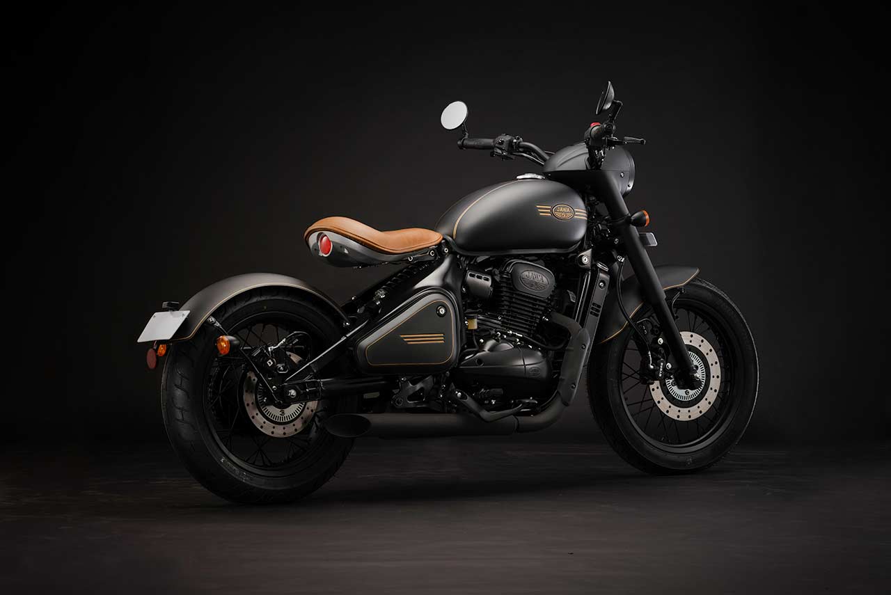 2020 Jawa Perak Rear Quarter