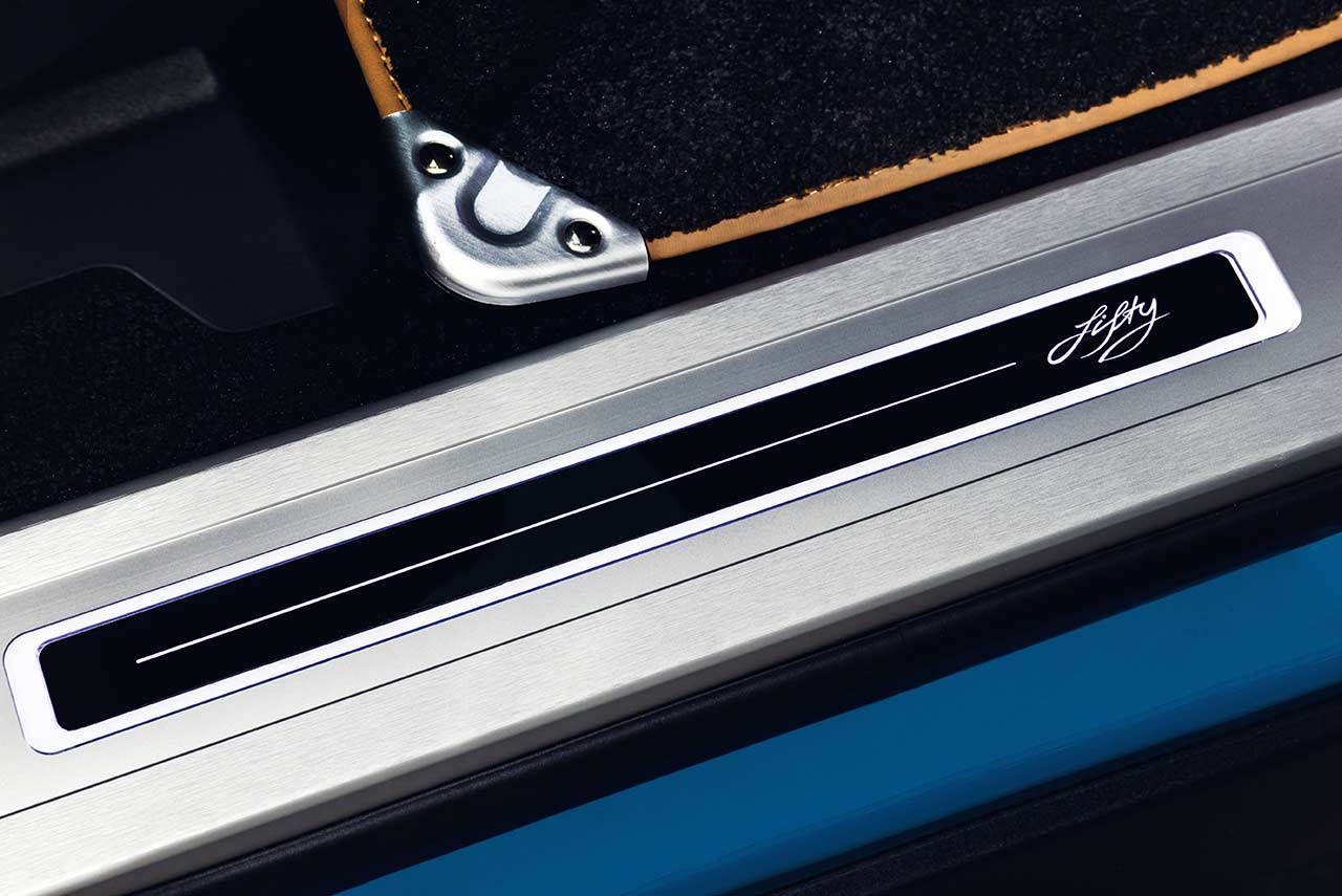 Range Rover Fifty Door Sill 2020