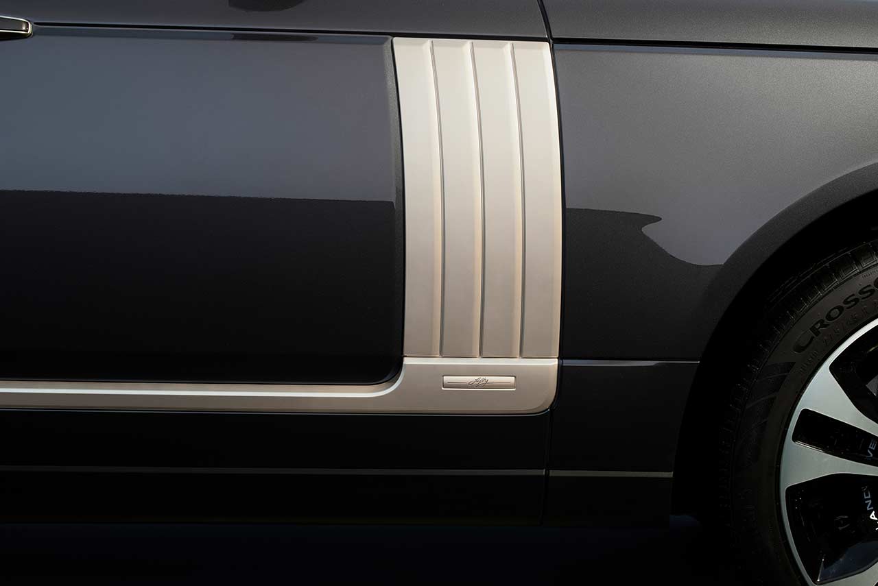 Range Rover Fifty Side Vent 2020