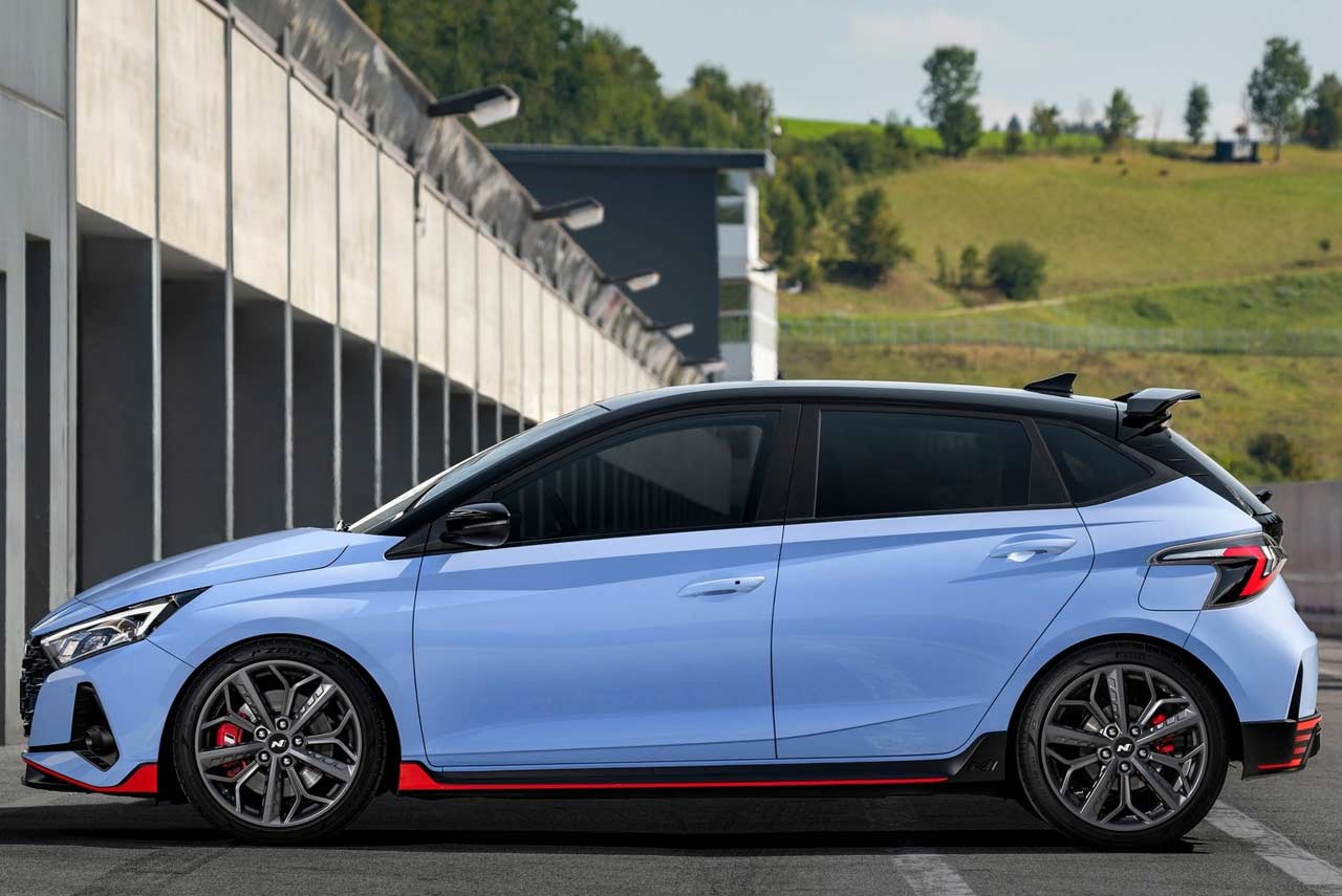 Hyundai i20 N Side 2020 | AUTOBICS