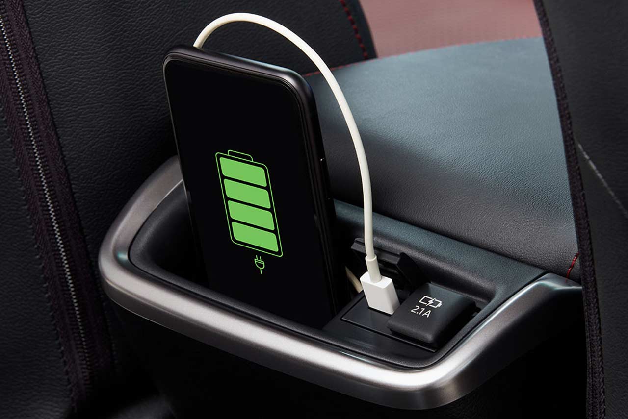 Toyota Fortuner USB Charging 2021