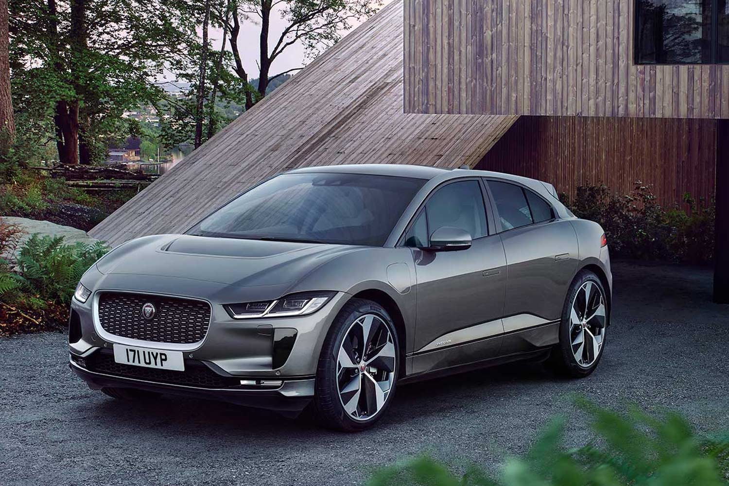 21 Jaguar F Pace Launched In India Autobics 21 Jaguar F Pace Launched In India Autobics