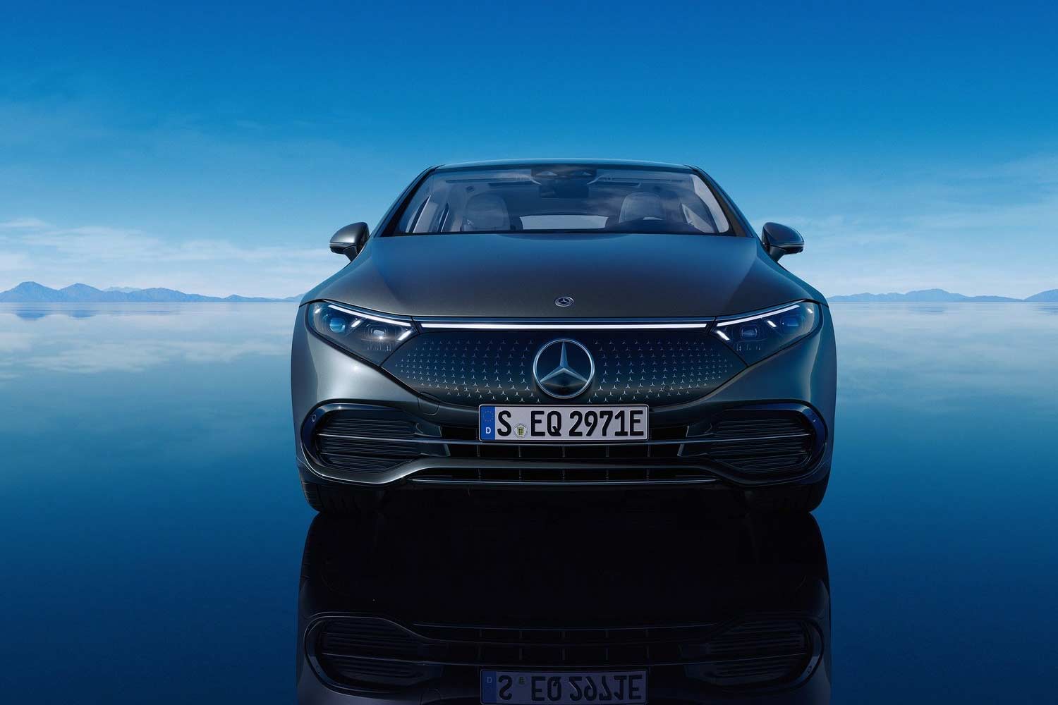 Mercedes-Benz EQS 450+ Front 2021