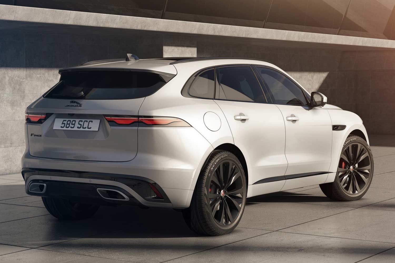 2021 Jaguar F-PACE R-Dynamic Rear Quarter