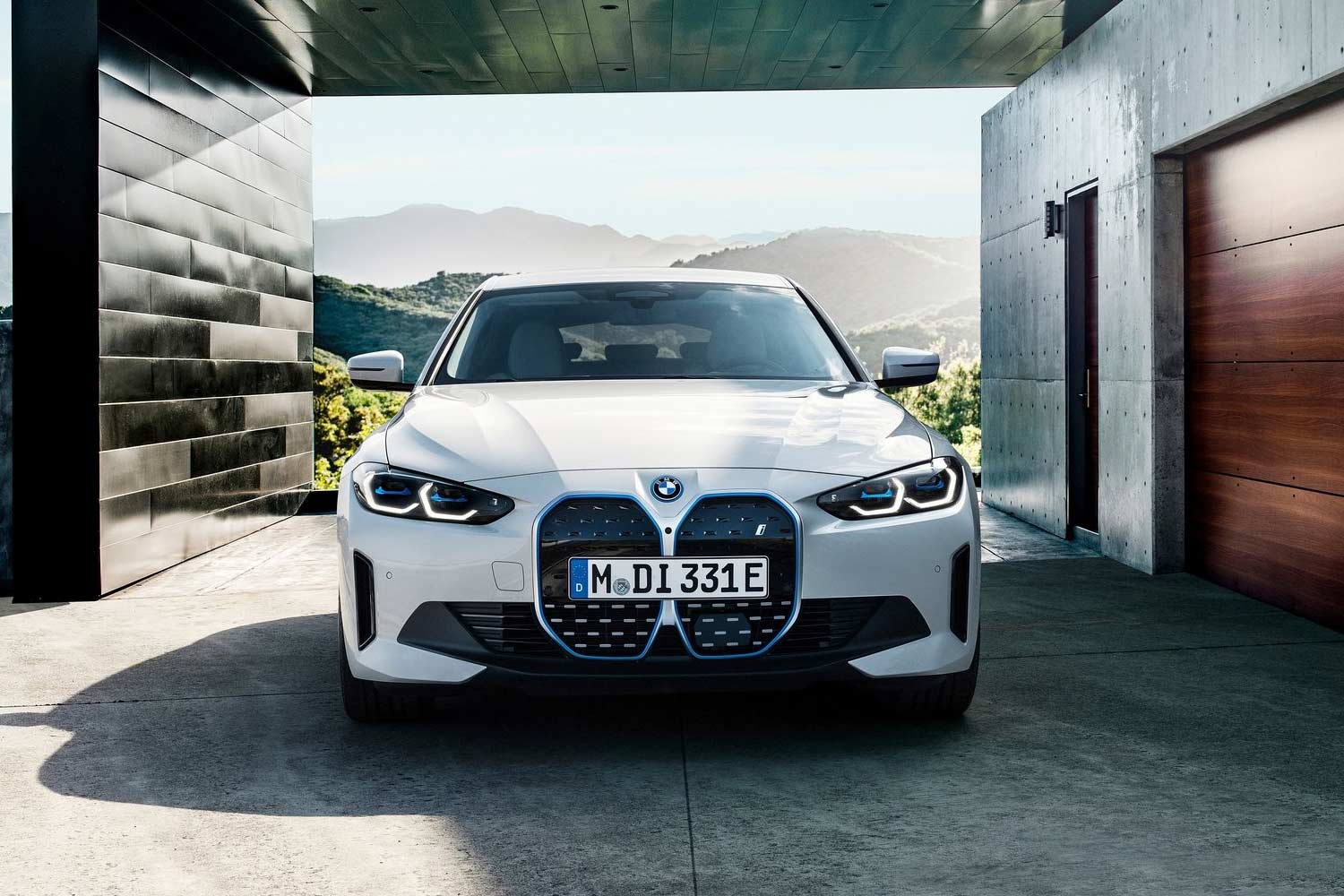 BMW i4 eDrive40 Front 2021