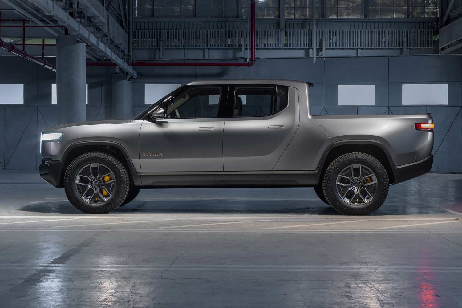 Rivian R1T Side 2021