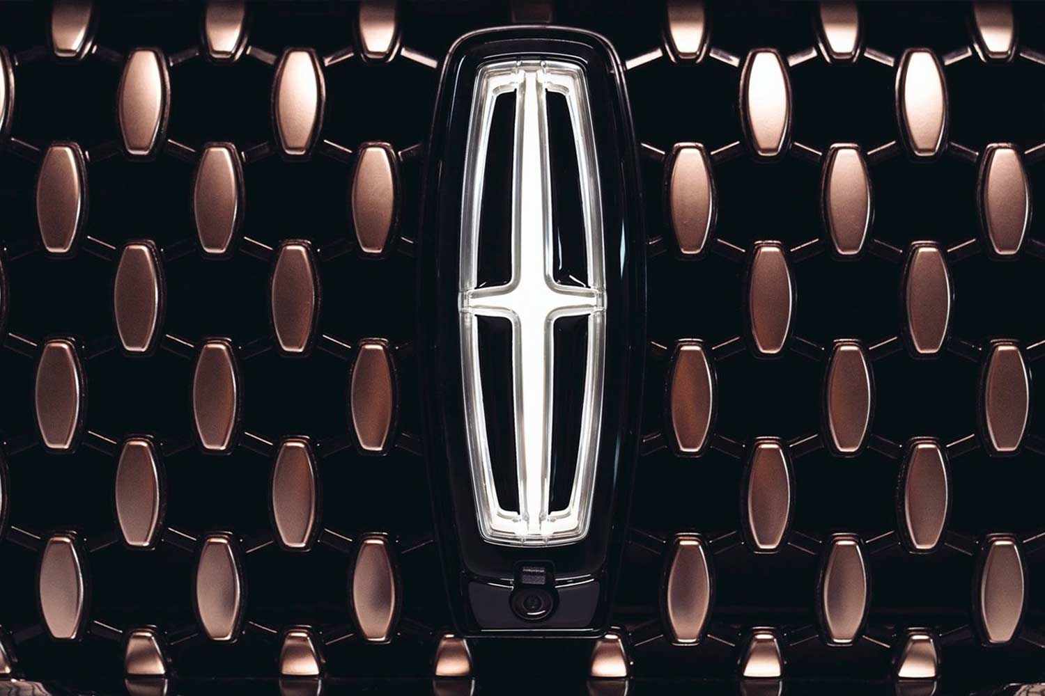 2021 Lincoln Aviator Shinola Concept SUV Logo