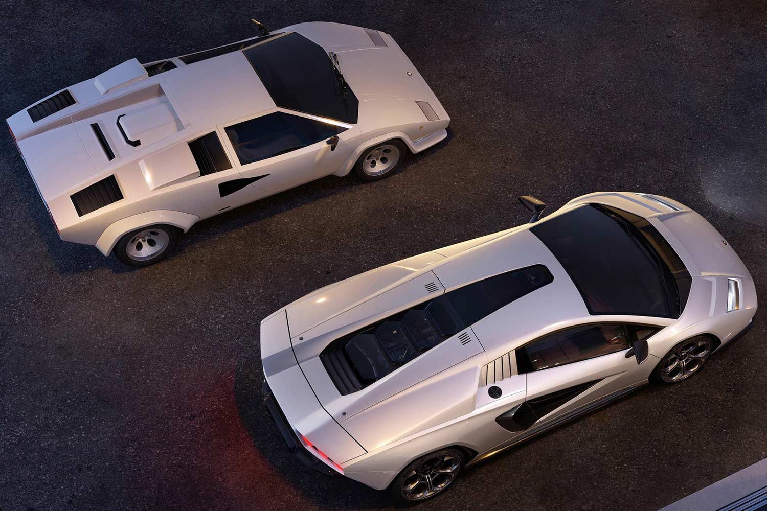 2022 Lamborghini Countach LPI 800-4 old vs new