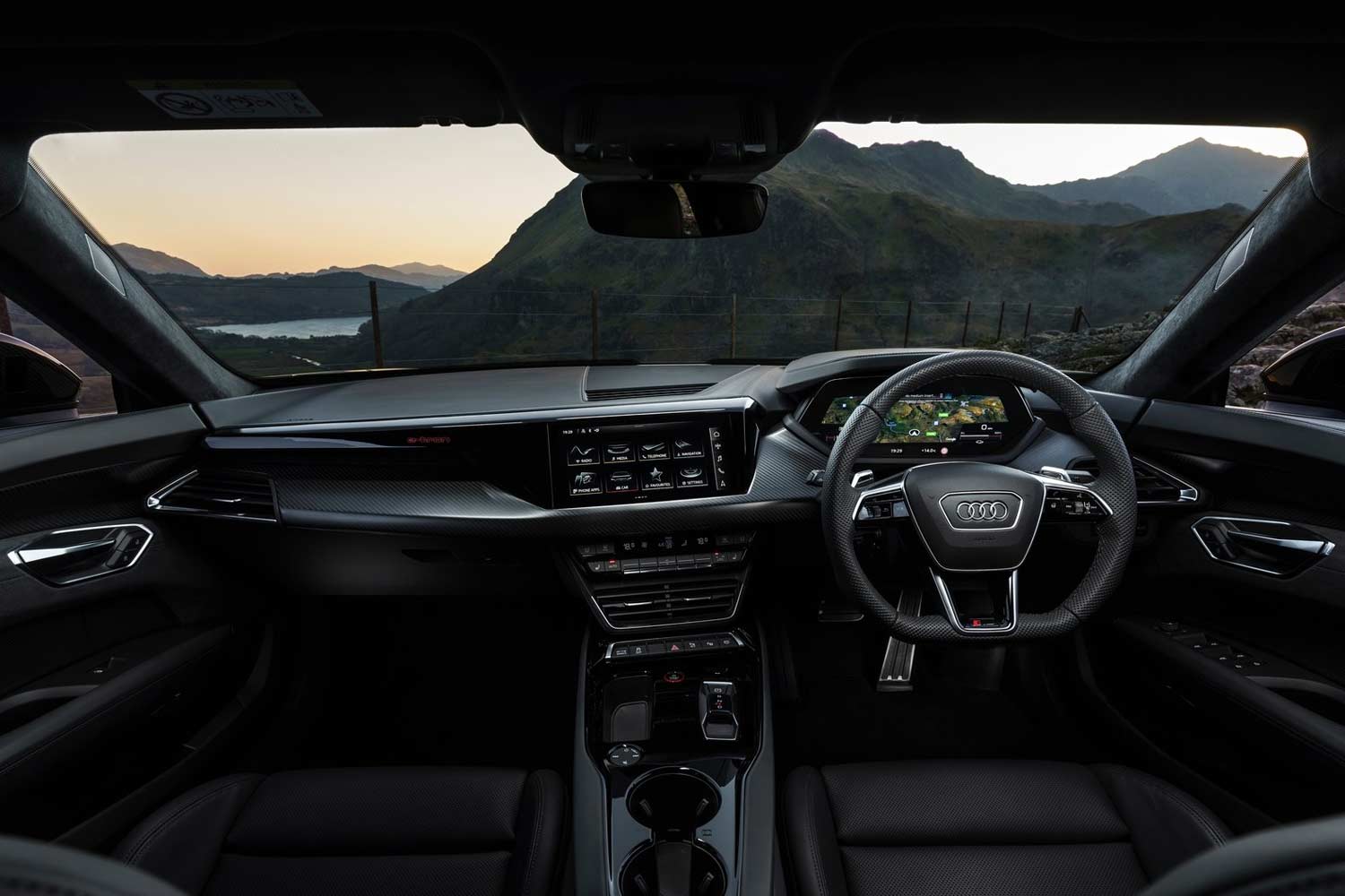 2021 Audi RS e-tron GT Interior Dashboard