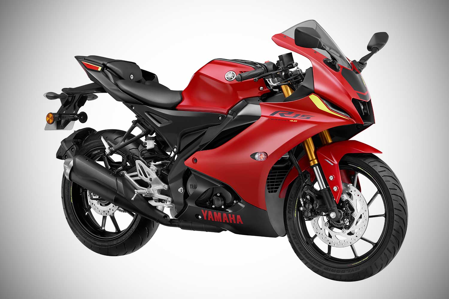 2021 Yamaha R15 V4 Metallic Red Front Quarter