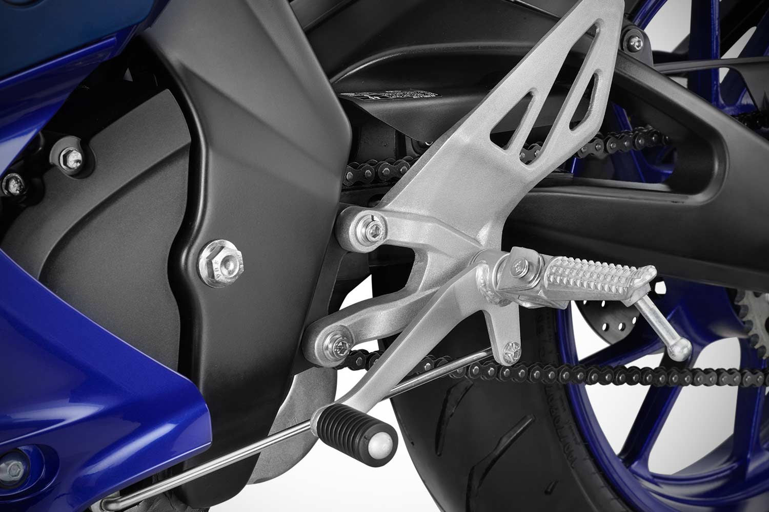 2021 Yamaha R15 V4 Quick Shifter