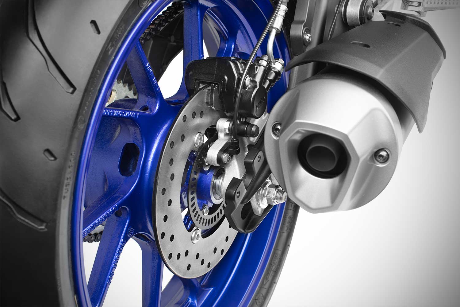 2021 Yamaha R15 V4 Traction Control