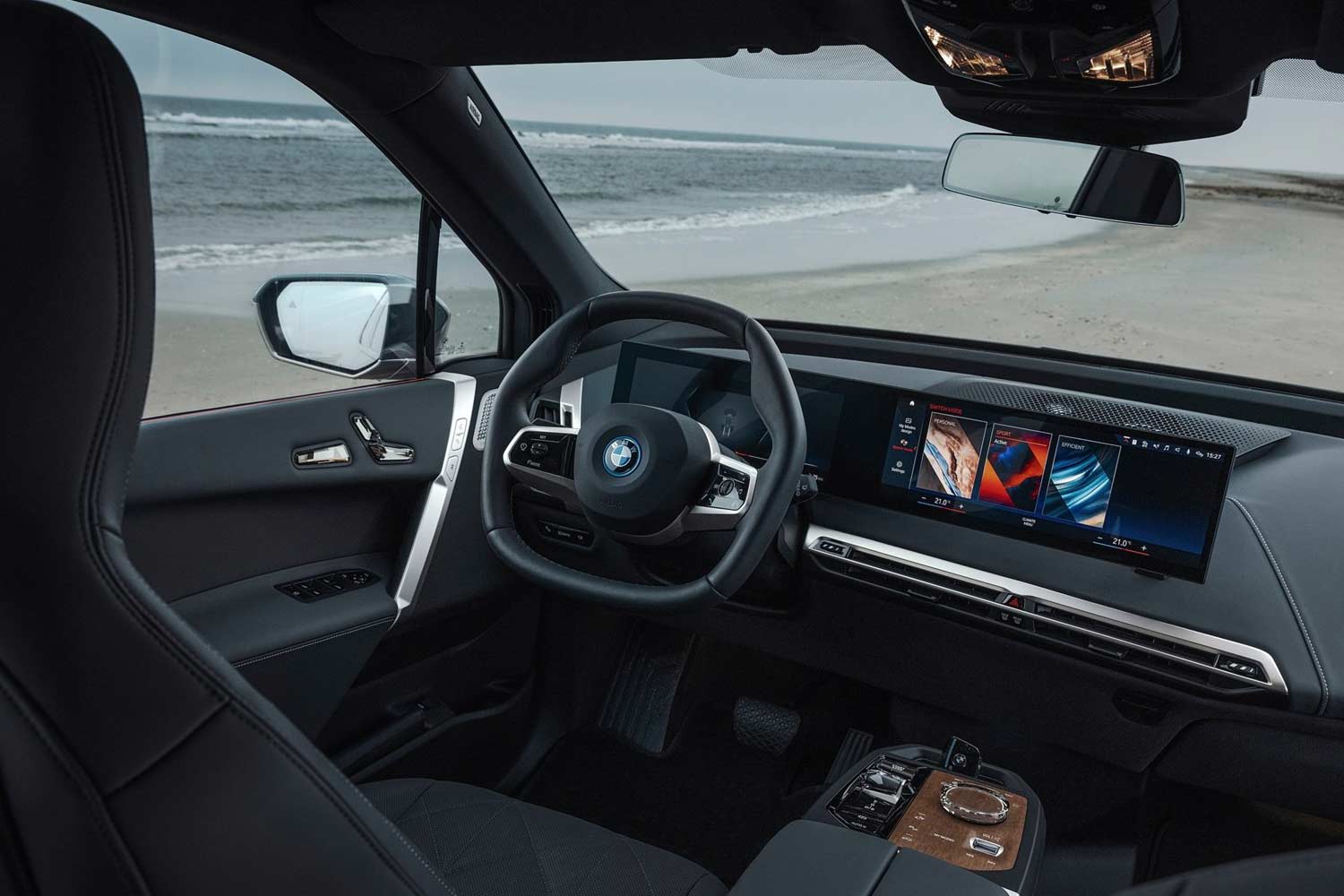 2022 BMW iX M60 Interior