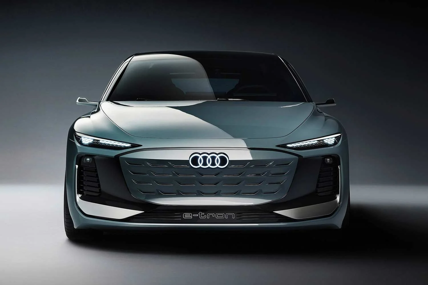 2022 Audi A6 Avant e-tron Concept Front