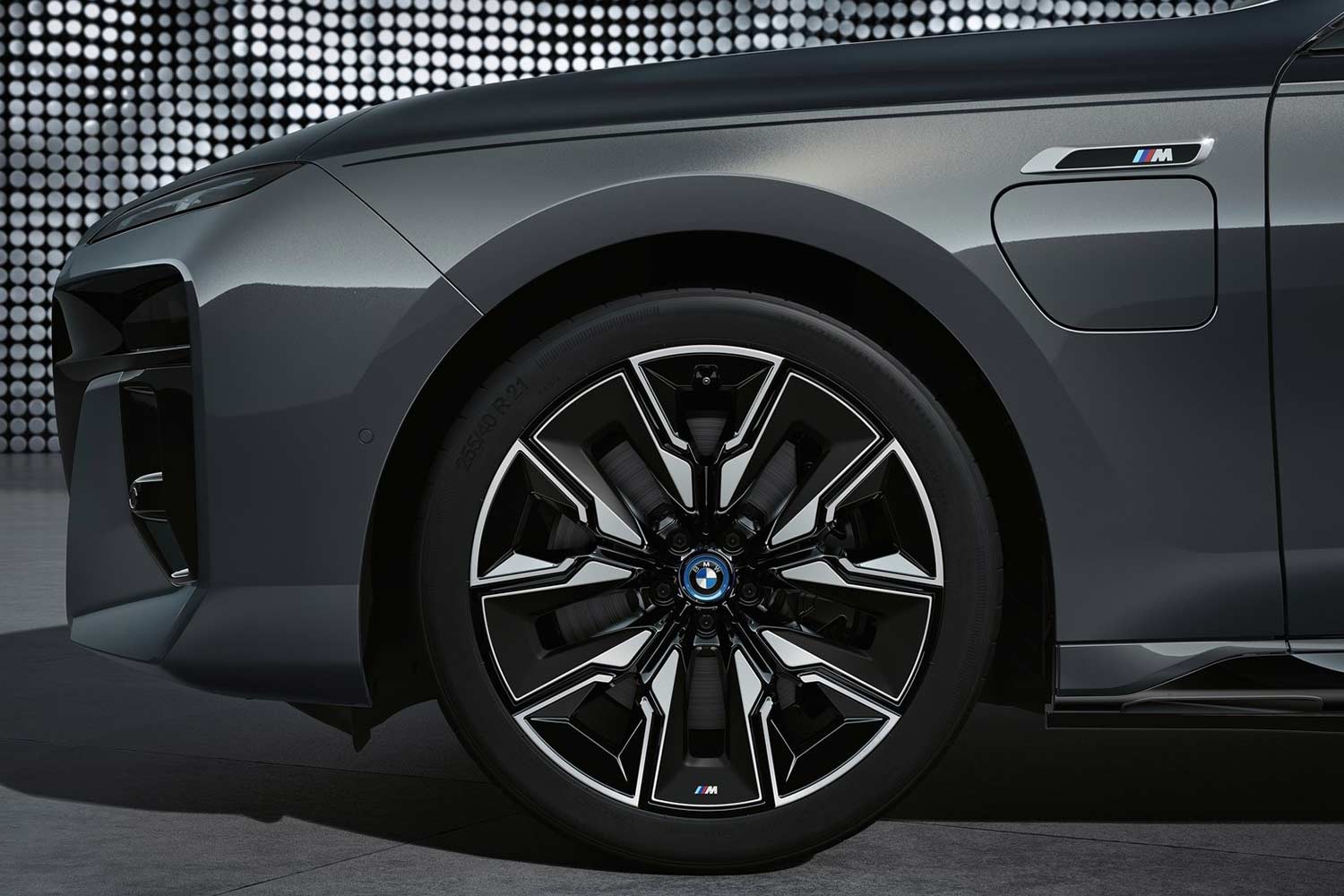 2023 BMW 7 Series M Sport M760e Alloy Wheels