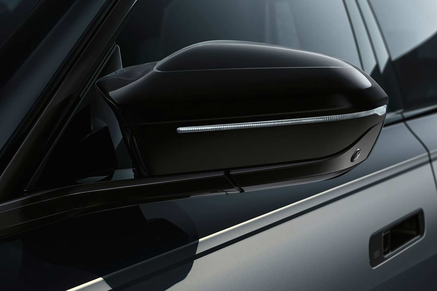 2023 BMW 7 Series M Sport M760e Outside Rear View Mirror