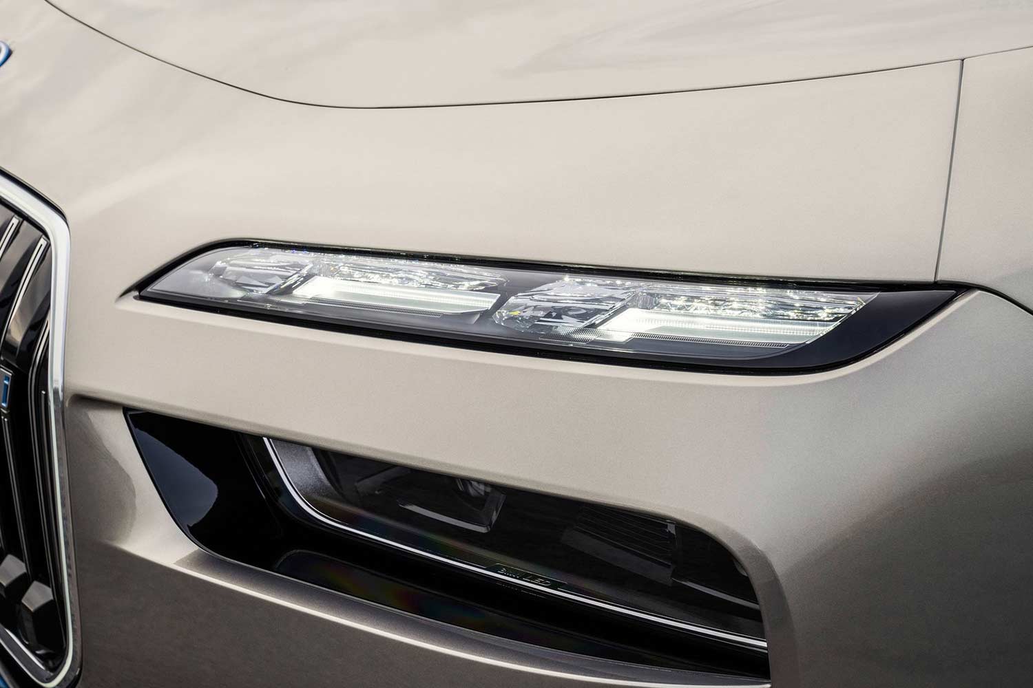 BMW i7 xDrive60 Headlamp