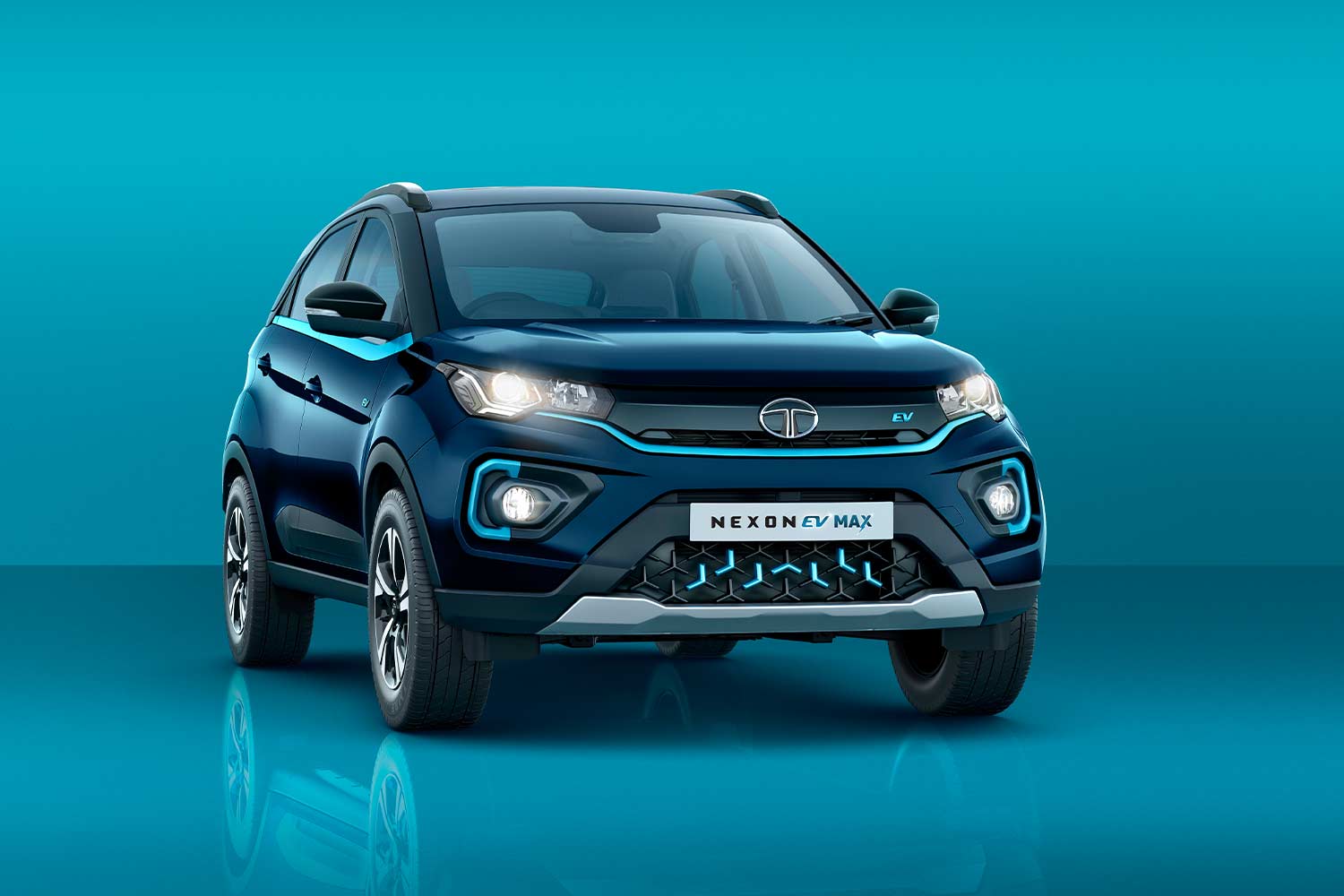 2022 Tata Nexon EV MAX Front Right