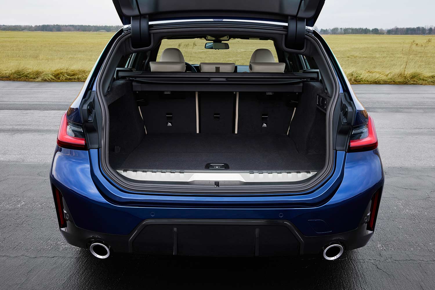 2023 BMW 3 Series Touring Boot Space