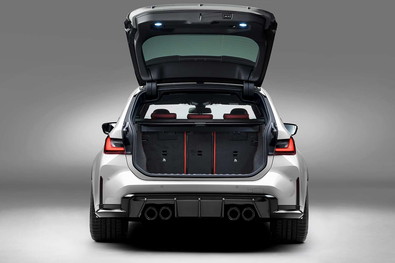 2023 BMW M3 Touring Boot Space Luggage Tray Up