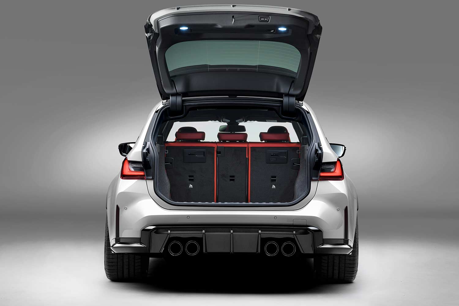 2023 BMW M3 Touring Boot Space without Luggage Tray