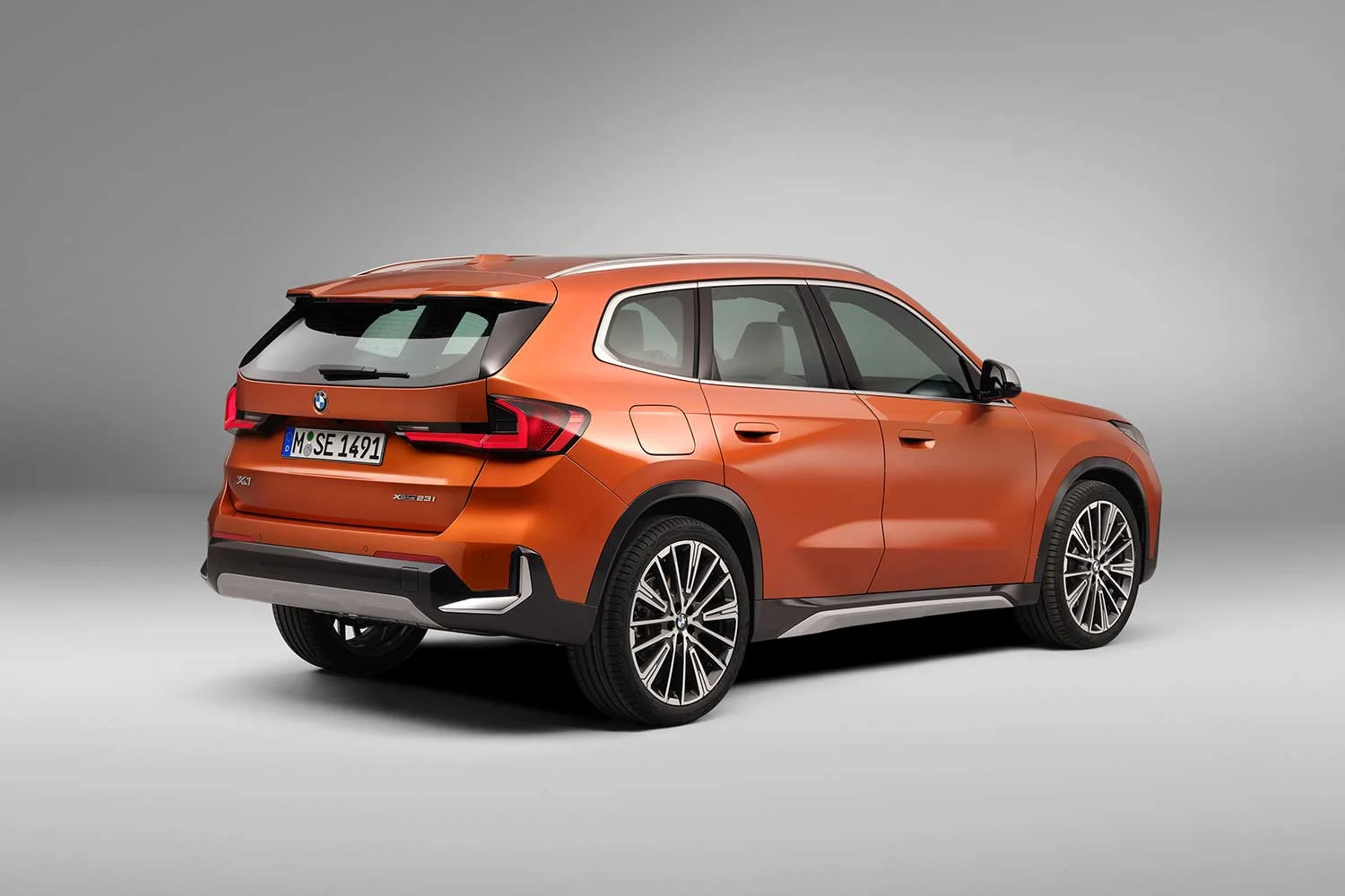 2023 BMW X1 xDrive23e Rear Quarter