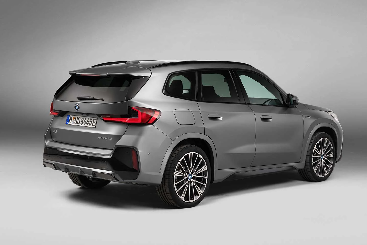 2023 BMW X1 xDrive30e Rear Quarter