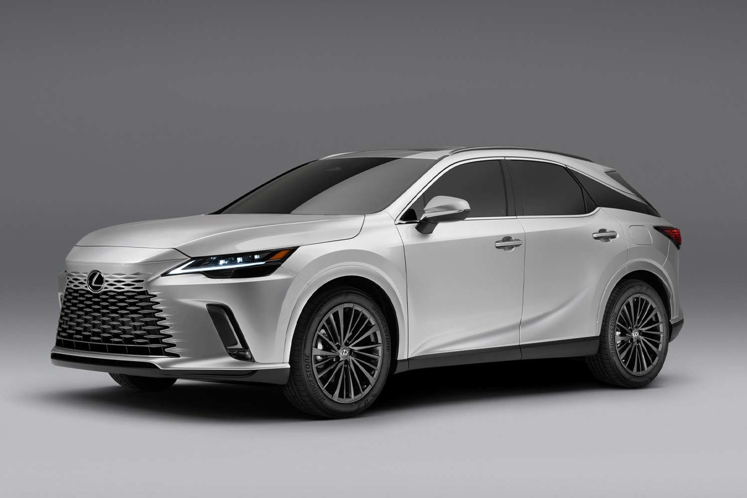 2023 Lexus RX Premium Front Quarter