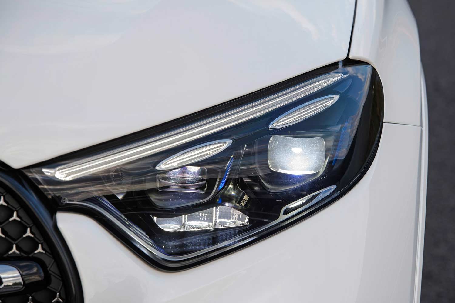 2023 Mercedes-Benz GLC Headlamp