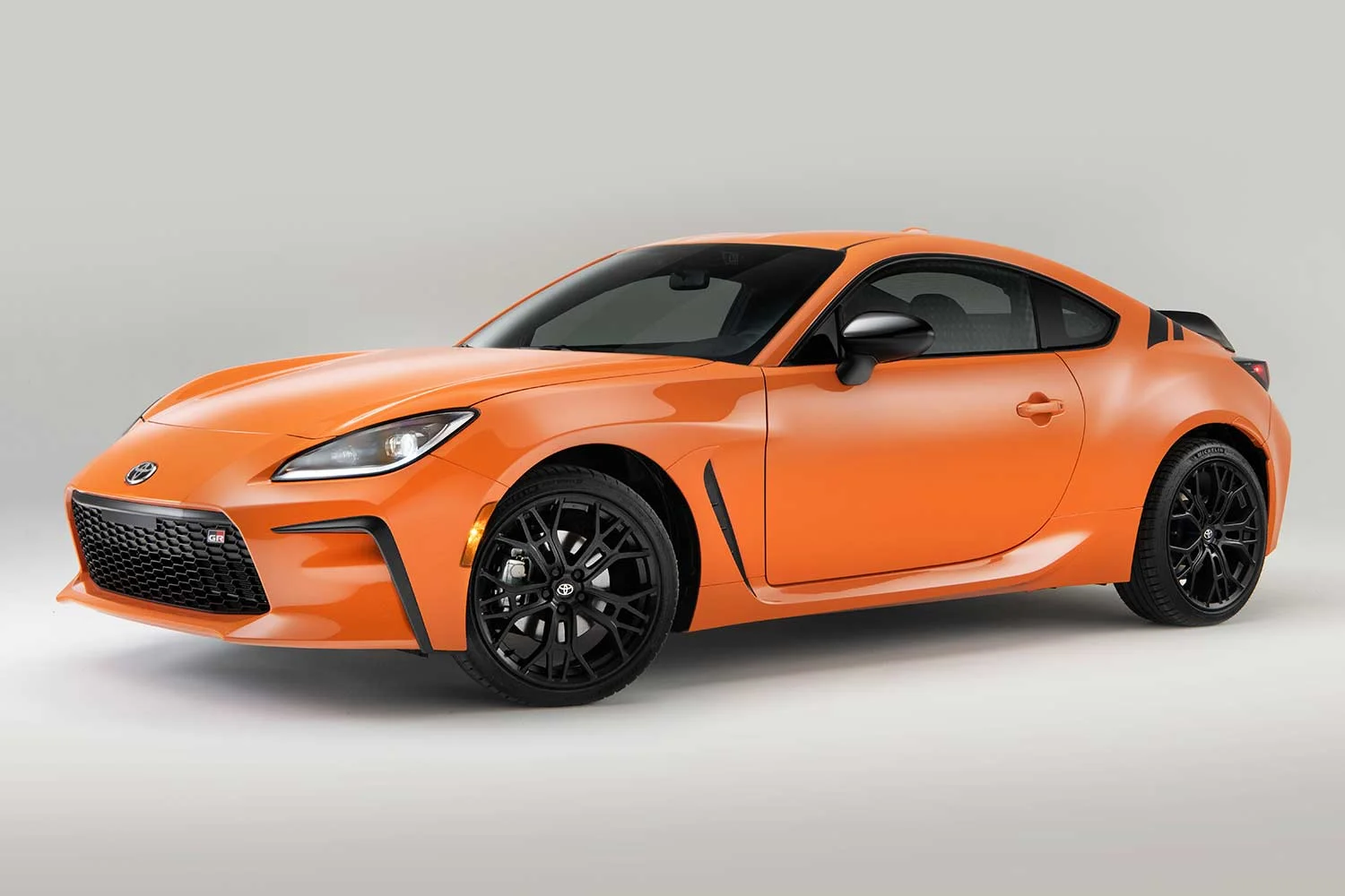 2023 Toyota GR86 Special Edition Solar Shift Front Quarter