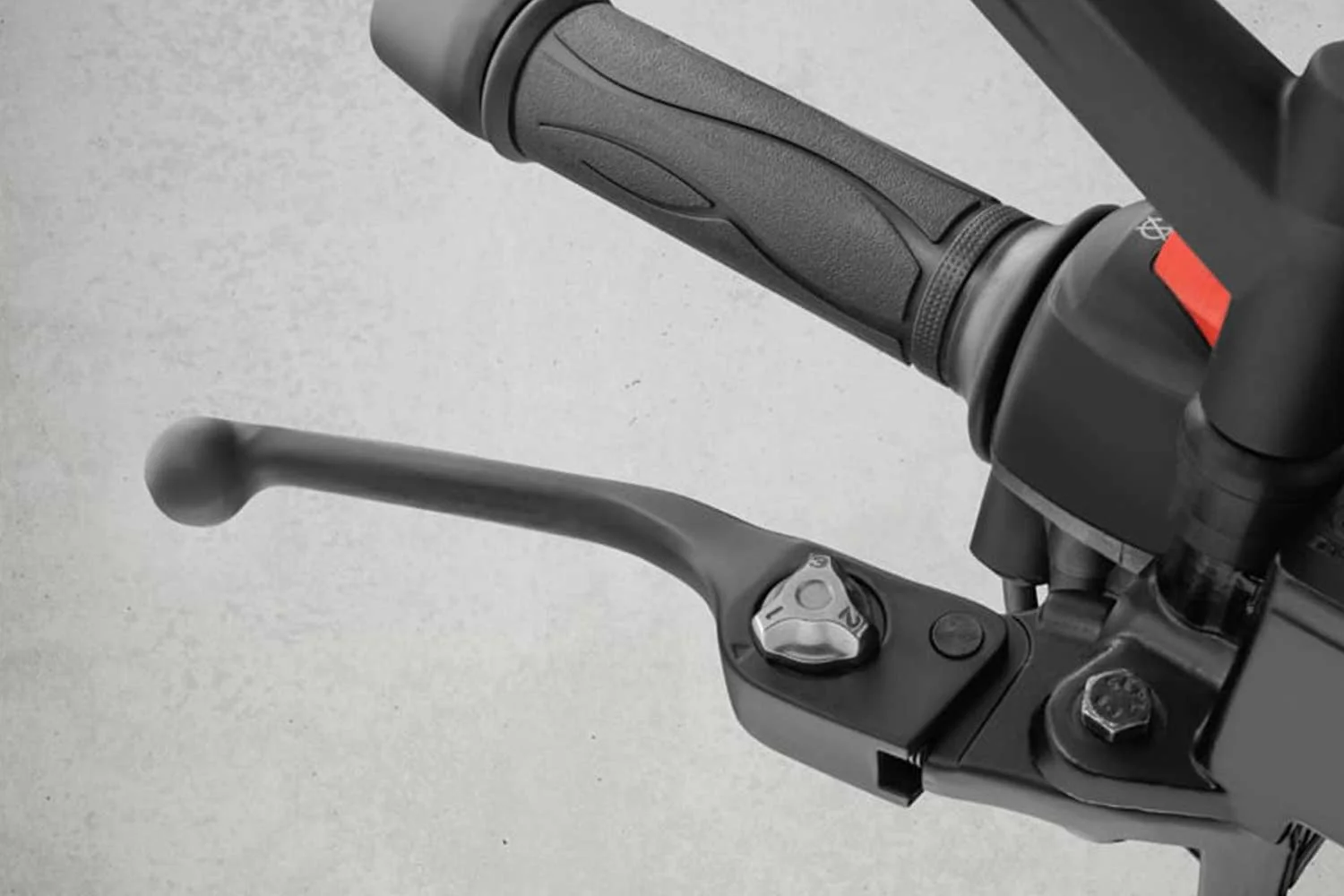 2022 TVS Ronin Adjustable Levers