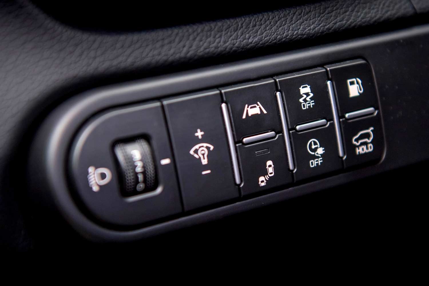 2023 Kia Xceed Switches