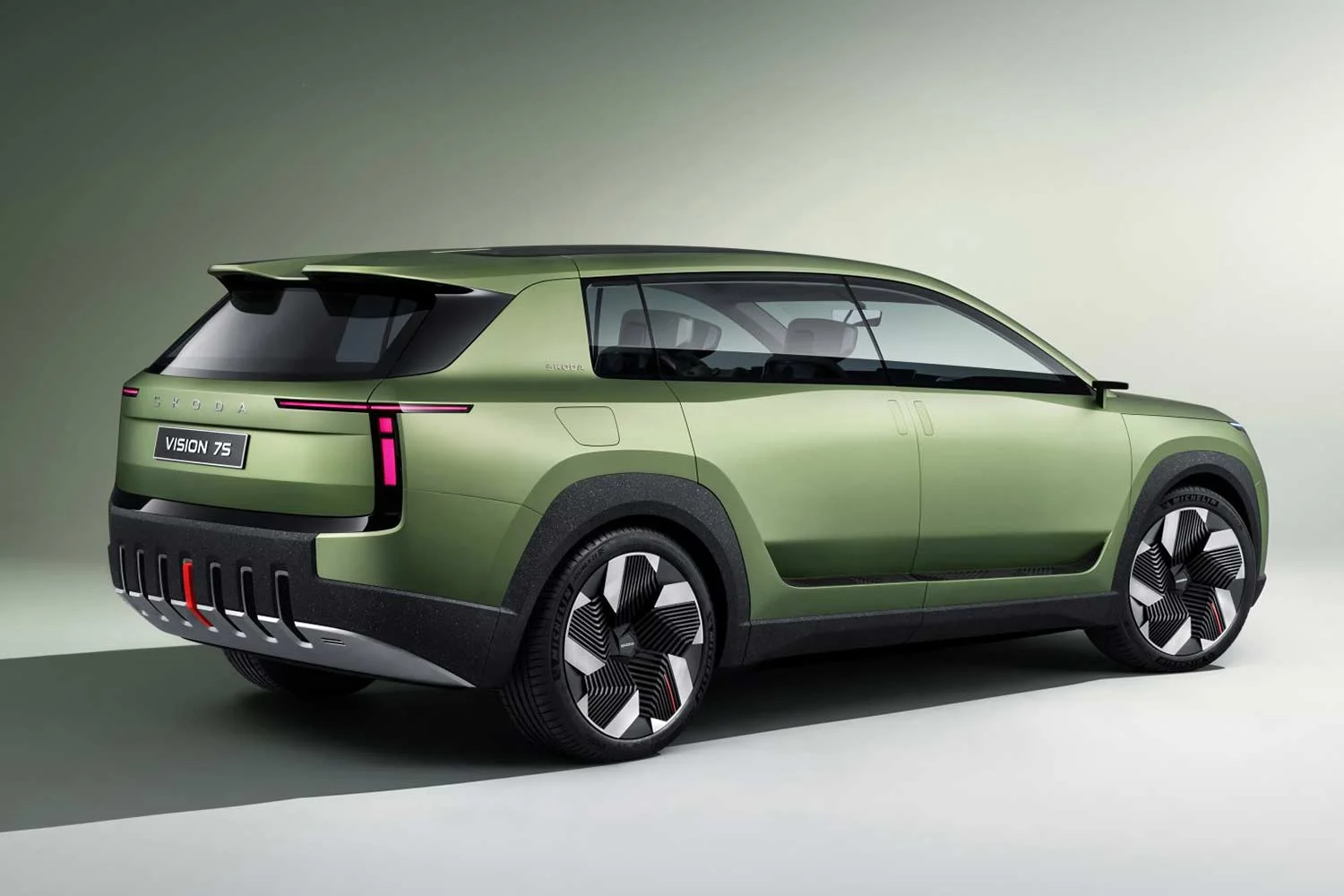 2022 Skoda Vision 7S Concept Rear Quarter