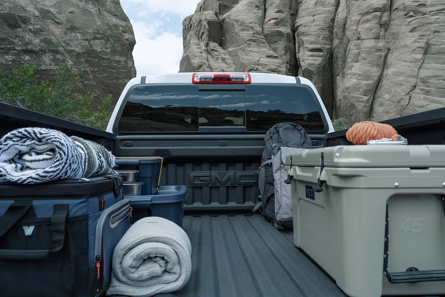 2023 GMC Canyon AT4 Cargo Bed