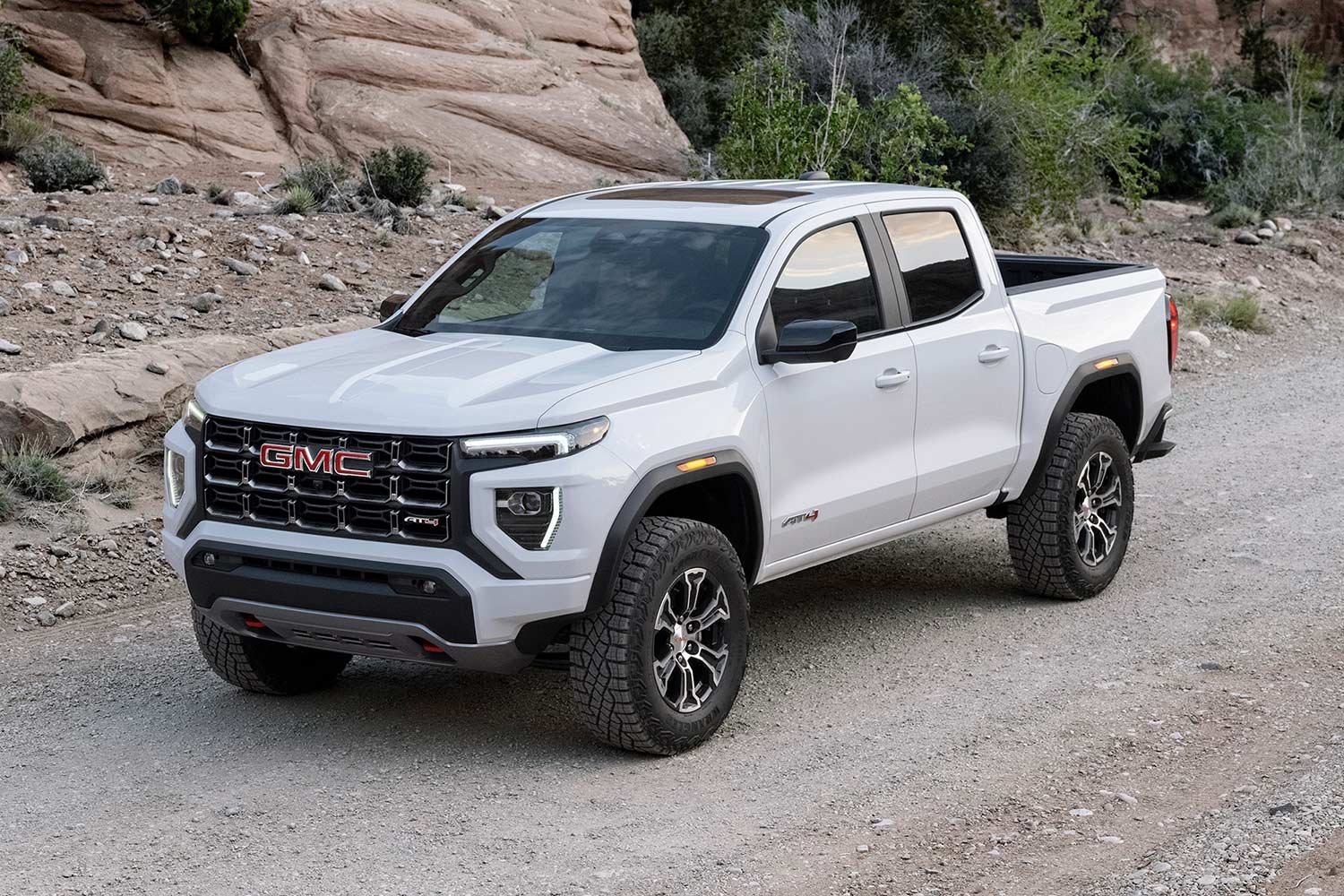 2023 GMC Canyon AT4 Front Quarter