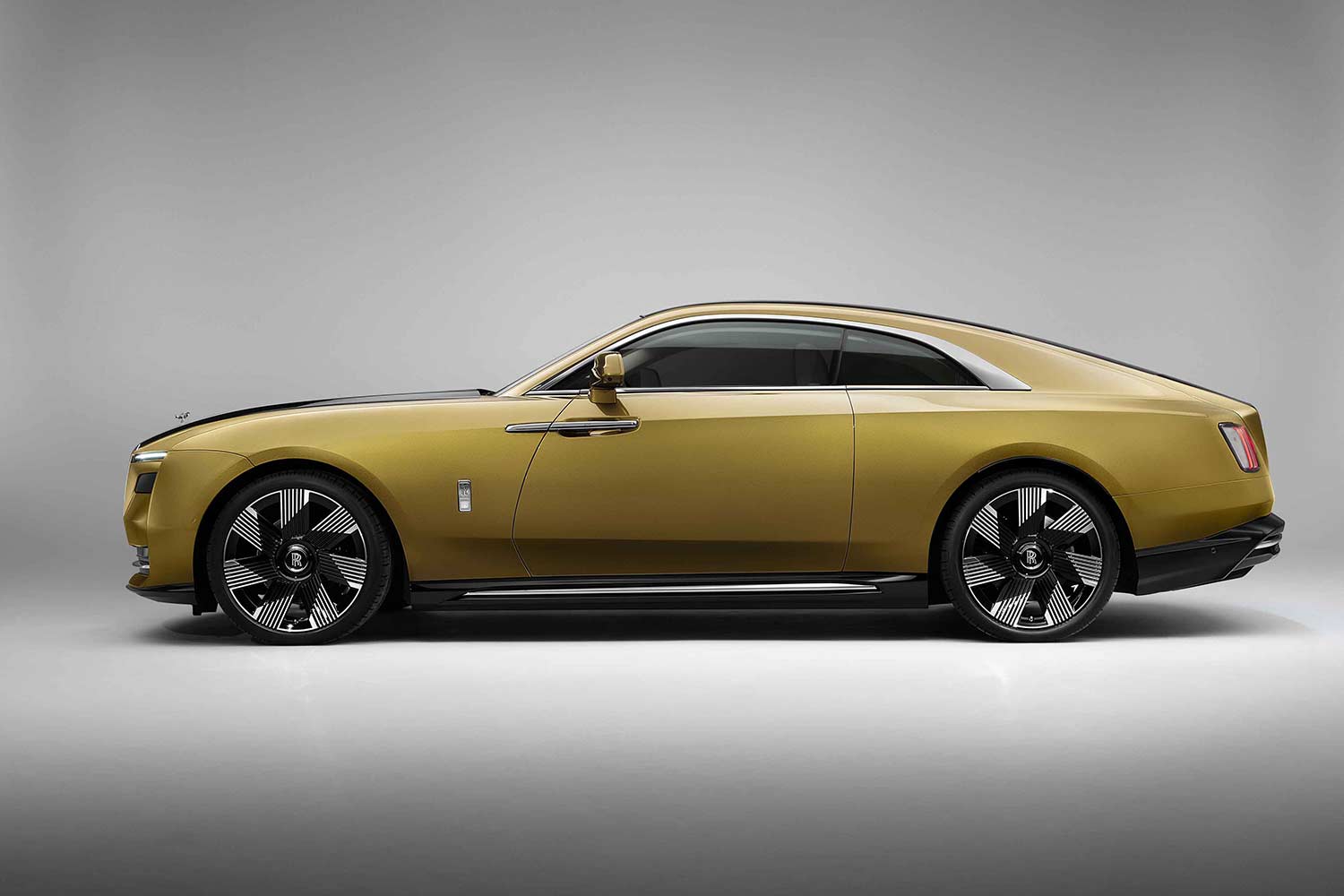 2022 Rolls Royce Spectre Side