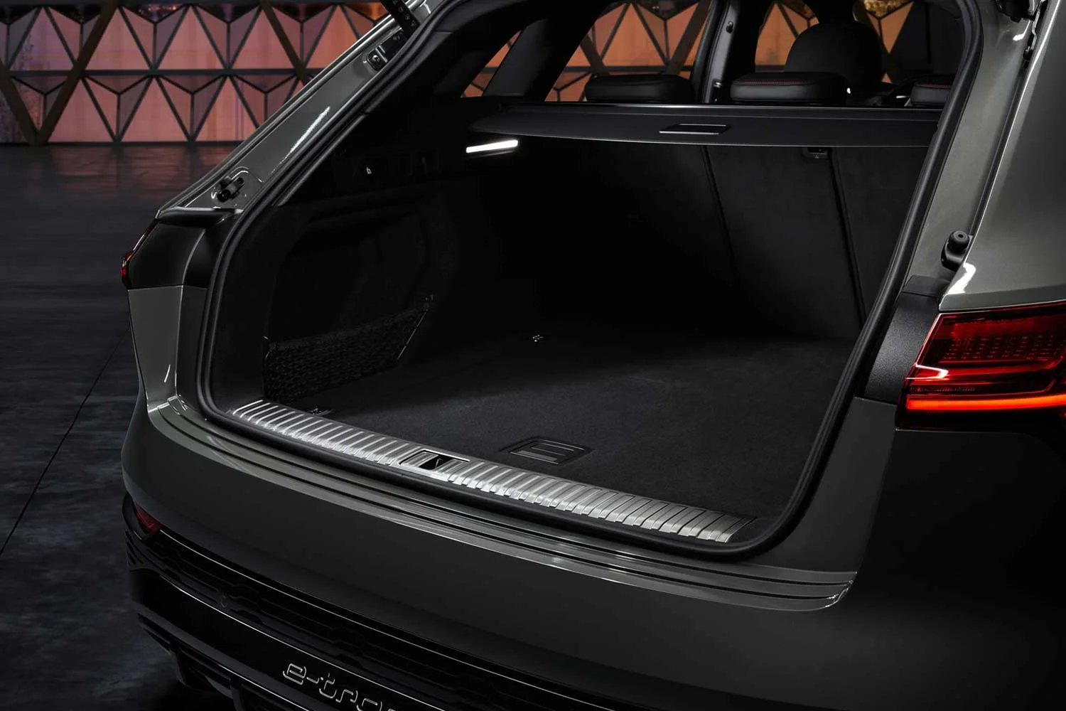 2022 Audi Q8 e tron quattro Boot Space