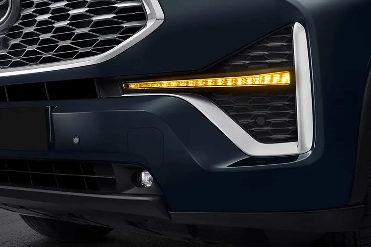 2022 Toyota Innova Hycross Dual Function DRLs