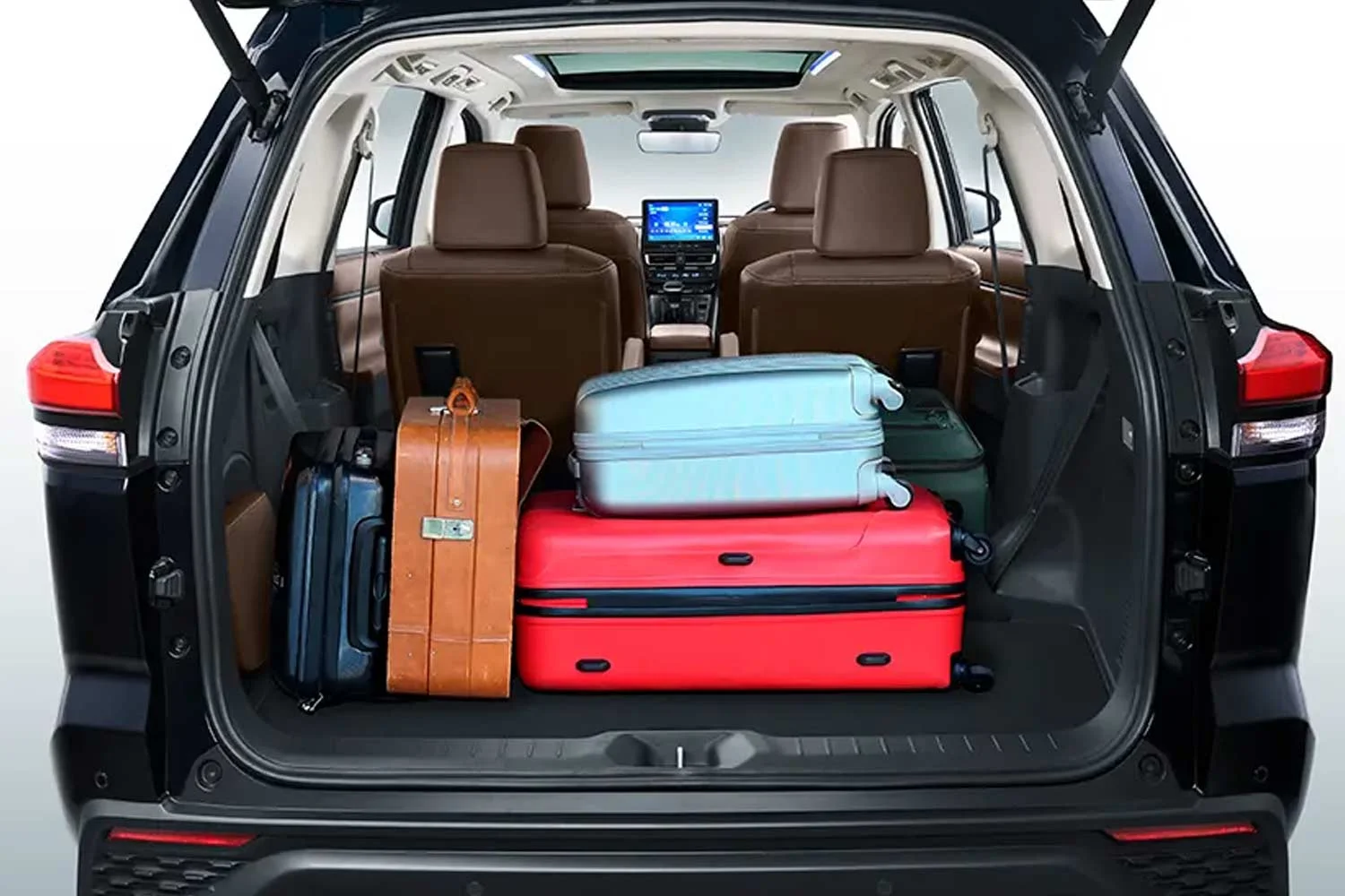 2022 Toyota Innova Hycross Flat Fold Seats Cargo Space