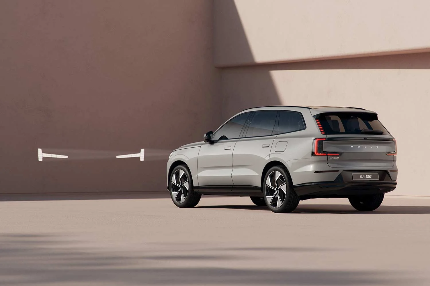 2023 Volvo EX90 Headlight Pattern