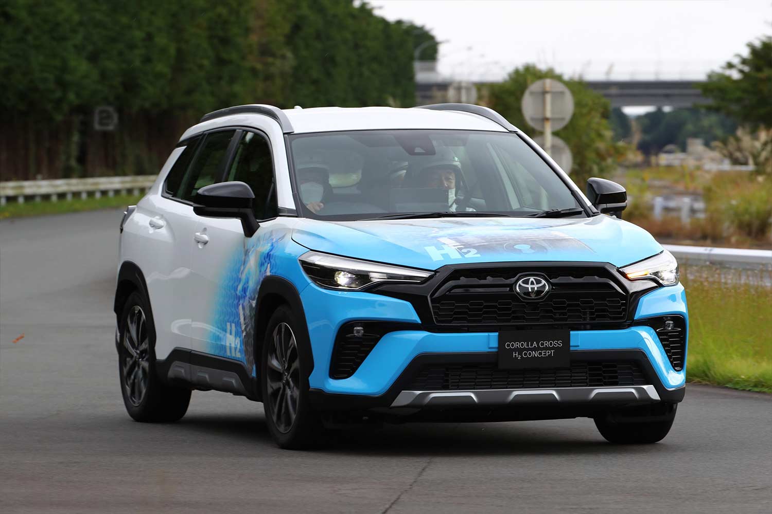 2022 Toyota Corolla Cross Hydrogen Concept Driving