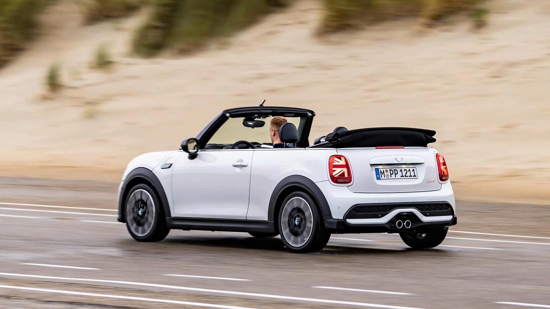 2023 MINI Cooper S Convertible Seaside Edition Nanuq White High Speed
